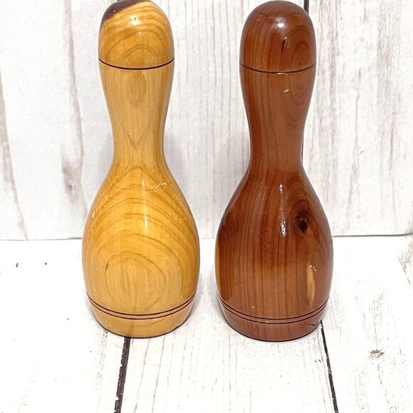Wood Style Bowling Pins Salt and Pepper Shaker Miami, Florida - Picture 3 of 5